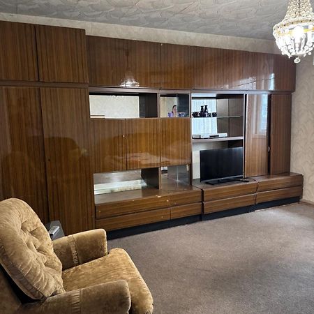 Apartment Near Opera Hause Dnjepropetovsk Buitenkant foto
